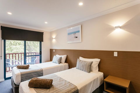 Dolphin Lodge Albany - Self Contained Apartments At Middleton Beach - Darwin Holiday 35