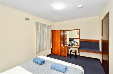Dolphin Lodge Albany - Self Contained Apartments At Middleton Beach - Darwin Holiday 25