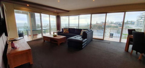 Ocean View-breath Taking Views, Amazing Facilities - Darwin Holiday 11