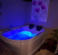 Nelson Bay Bed  Breakfast - Darwin Holiday
