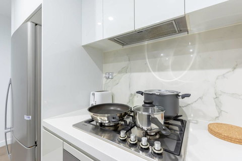 Inner City Stylish Apt Walk To Green Square - Darwin Holiday 19