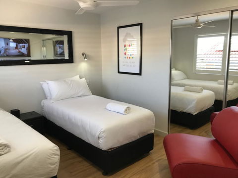 Jesmond Executive Villas - Darwin Holiday 3