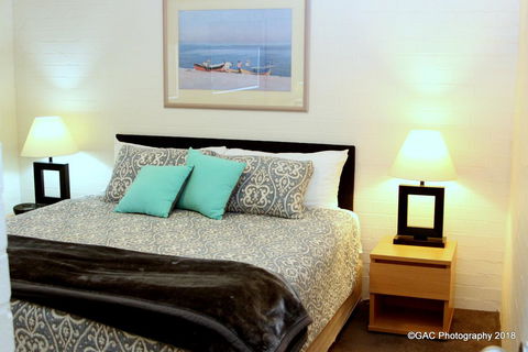 Mollymook Cove Apartments - Darwin Holiday 31