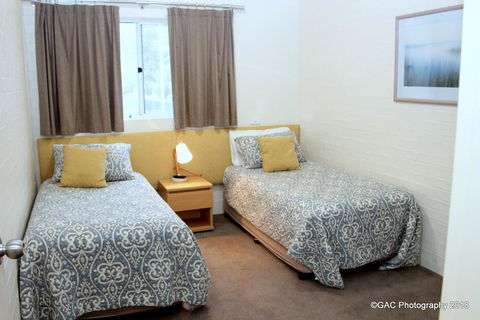 Mollymook Cove Apartments - Darwin Holiday 26