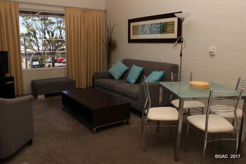 Mollymook Cove Apartments - Darwin Holiday 3