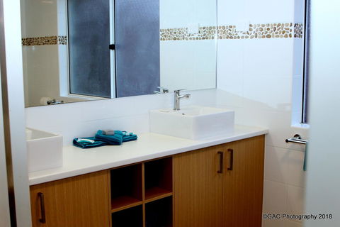 Mollymook Cove Apartments - Darwin Holiday 28