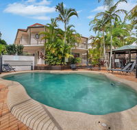 Cossies by the Sea - Darwin Holiday