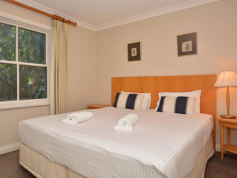 Villa Executive 2br Cypress DS Located Within Cypress Lakes Resort - Darwin Holiday 3
