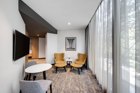 Vibe Hotel North Sydney - Darwin Holiday 9