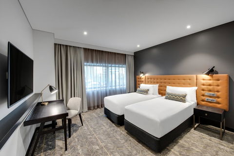 Vibe Hotel North Sydney - Darwin Holiday 42