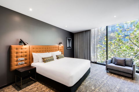 Vibe Hotel North Sydney - Darwin Holiday 3