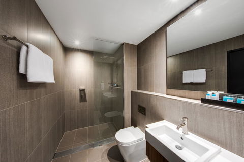 Vibe Hotel North Sydney - Darwin Holiday 18