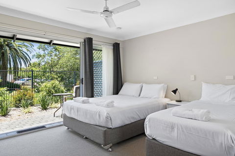 The Park Hotel Motel, Suffolk Park - Darwin Holiday 7