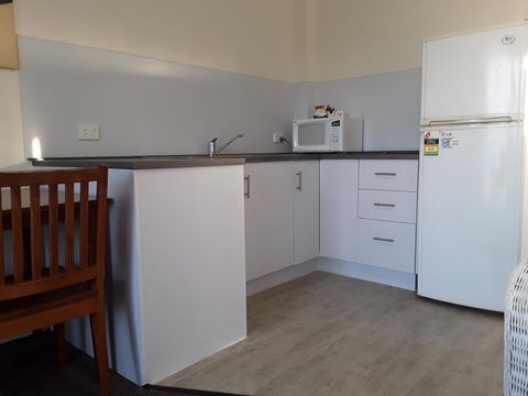 Narooma Golfers Lodge - Darwin Holiday 1