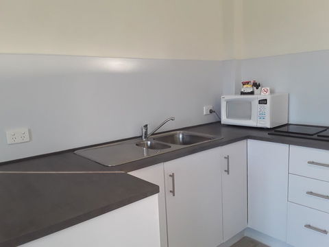 Narooma Golfers Lodge - Darwin Holiday 4