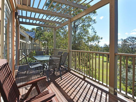 Villa 2br Prosecco Villa Located Within Cypress Lakes Resort - Darwin Holiday 0