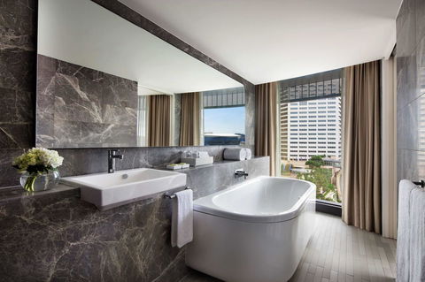 Hyatt Regency Sydney - Darwin Holiday 16
