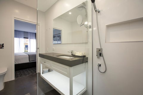 CH Boutique Hotel & Apartments, Ascend Hotel Collection - Darwin Holiday 11