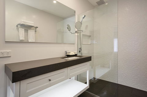 CH Boutique Hotel & Apartments, Ascend Hotel Collection - Darwin Holiday 10