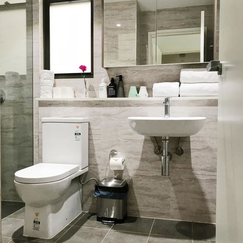 Modern & Cosy 2-Bedroom Apartment Hornsby - Darwin Holiday 12