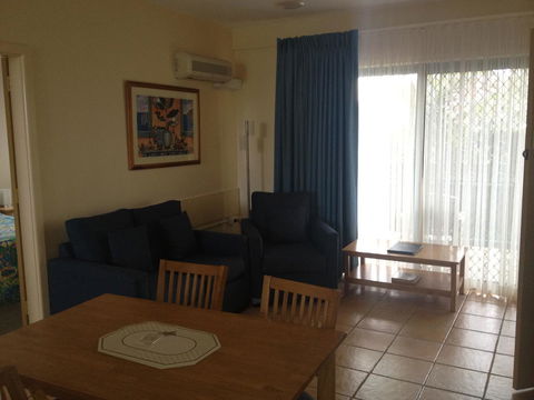Oxley Cove Holiday Apartment - Darwin Holiday 15