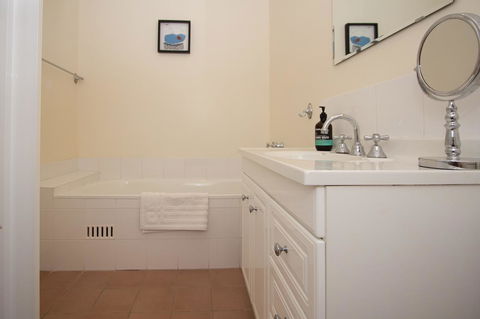 Stay In Mudgee The Grove, The Church, And Premium Private Homestead - Darwin Holiday 34