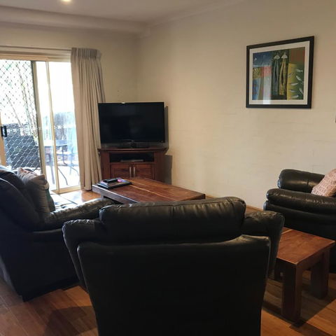 Mariner Bay Apartments - Darwin Holiday 8
