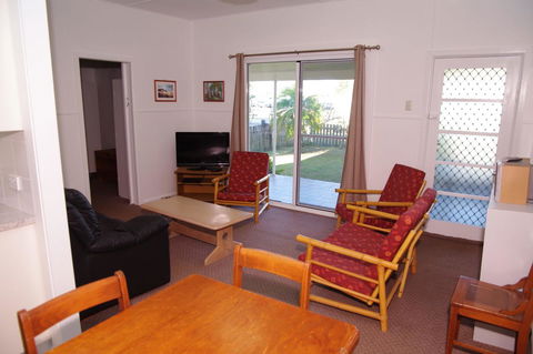 Fleur Cottage, 7 Willow Street - Darwin Holiday 0