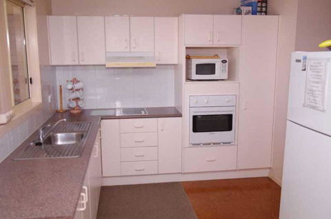Bellhaven 2, 17 Willow Street - Darwin Holiday 0