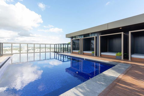 Japanese Style Waterfront Apt Wt Rooftop Pool - Darwin Holiday 10