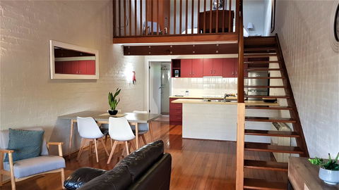 Great Escape Lofts - Darwin Holiday 22