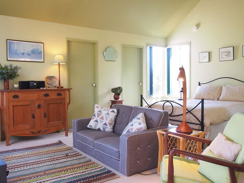 Bundle Hill Cottages - Darwin Holiday 19