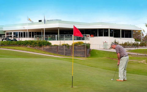 Comfort Suites Clubarham Golf Resort - Darwin Holiday 0
