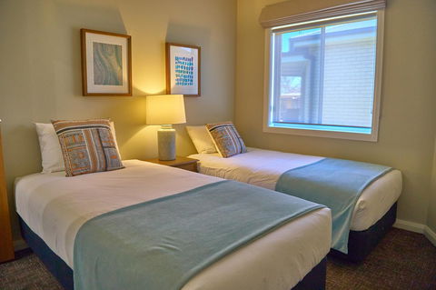 Hunter Oasis - Darwin Holiday 22