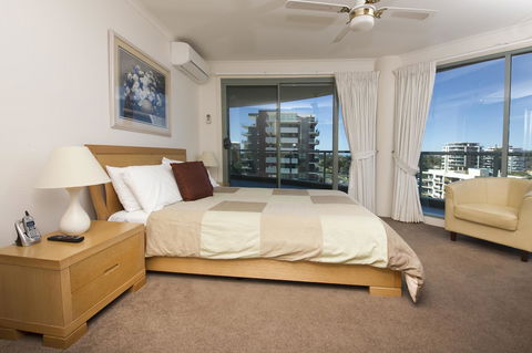 Sails Apartments - Darwin Holiday 11