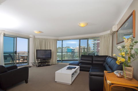 Sails Apartments - Darwin Holiday 16