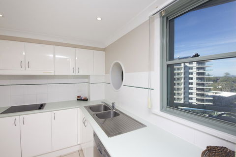 Sails Apartments - Darwin Holiday 7