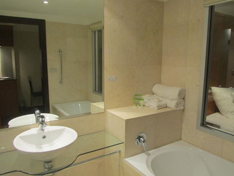 Best Western Plus Goulburn - Darwin Holiday 32
