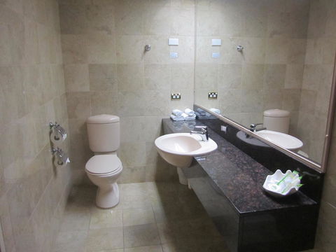 Best Western Plus Goulburn - Darwin Holiday 14