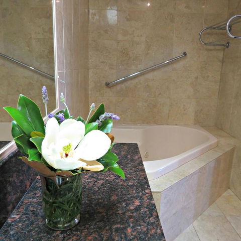 Best Western Plus Goulburn - Darwin Holiday 18