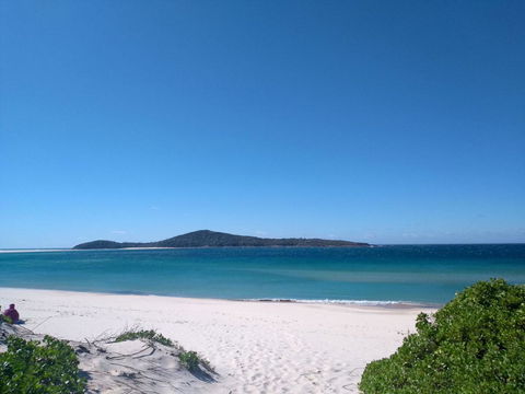 Blue View @ Fingal Bay - Darwin Holiday 23