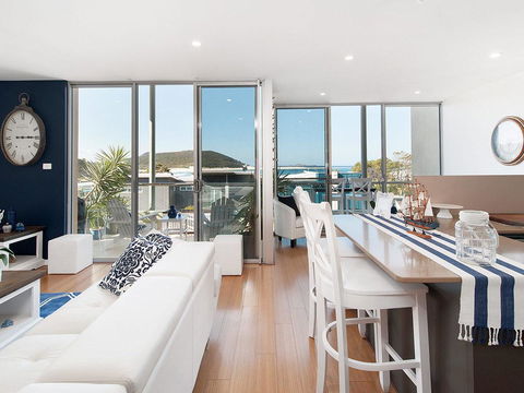 Blue View @ Fingal Bay - Darwin Holiday 1