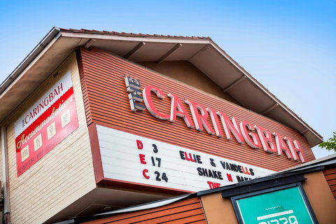 Nightcap At Caringbah Hotel - Darwin Holiday 9