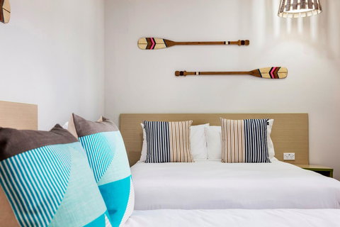 Nightcap At Caringbah Hotel - Darwin Holiday 43