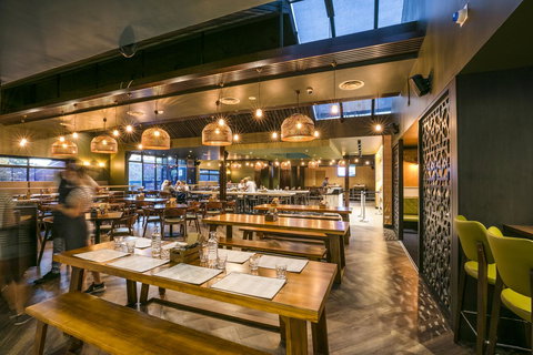 Nightcap At Caringbah Hotel - Darwin Holiday 23