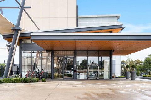 Quality Hotel Rules Club Wagga - Darwin Holiday 18