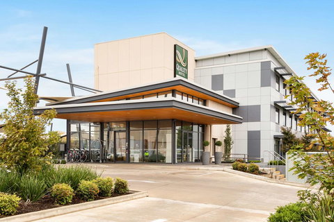 Quality Hotel Rules Club Wagga - Darwin Holiday 0