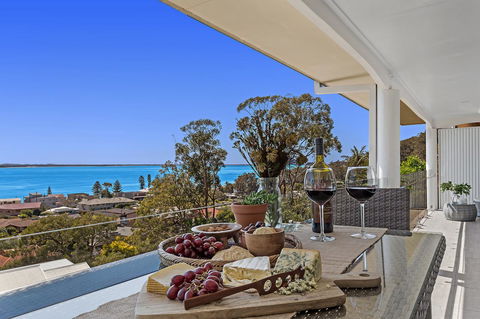 Phuza Maningi 17 Myan Close - Darwin Holiday 2