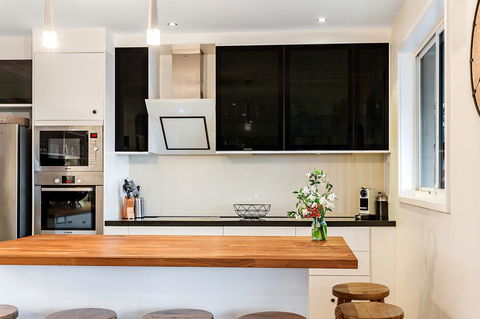 Phuza Maningi 17 Myan Close - Darwin Holiday 8