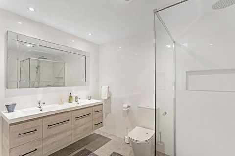 Phuza Maningi 17 Myan Close - Darwin Holiday 20